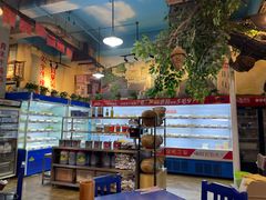 -马路边边串串香形象店(磐石路店)