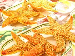 -四囍码头海鲜烧烤自助火锅(外滩南京东路悦荟广场店)
