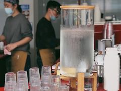 -UNI UNI(环亚凯瑟琳店)