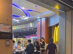 -麦当劳(中二横路店)