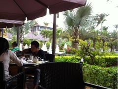 室外早餐厅-三亚海棠湾万丽度假酒店