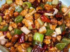 泼辣鸡-雷祖芳老妈蹄花店