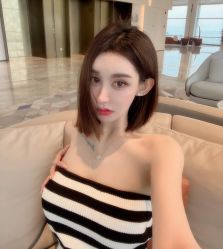 -V7 HAIR SALON