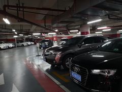 -徐汇日月光地下停车场