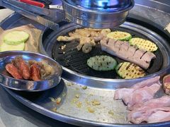 -哈哈碳都·牛肋条无限自助烤肉(台江万达店)