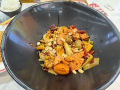 -醉人椒麻辣香锅(王府井喜悦店)
