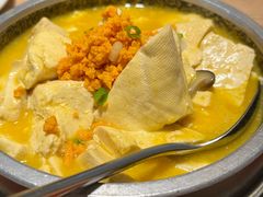 金汤豆腐-连鹭海鲜·海肠捞饭·海胆饭(星海店)