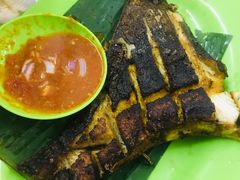 -明记烧鱼美味店