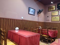 大堂-谢老五跷脚牛肉·非遗传承店