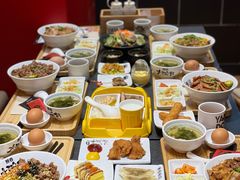自助取餐区-熊吞·大碗丼烧肉饭(西市场嘉华店)
