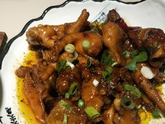 -老码头黑皮肘子锅包肉(赣水路店)