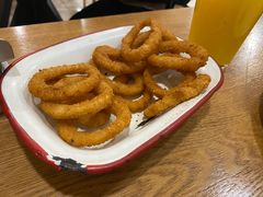 -Tube station站点比萨(王府井百货店)