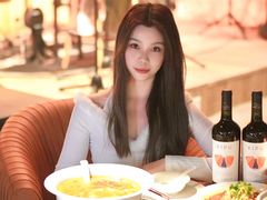 -不二·民谣音乐餐吧(长沙店)
