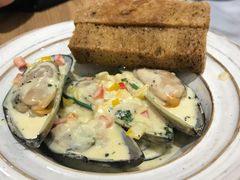 -HELLO 27 意面·沙拉·帕尼尼