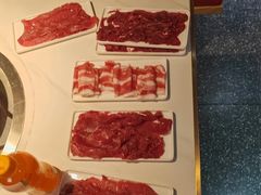 -潮牛岛·潮汕鲜切牛肉自助火锅(无锡首店)