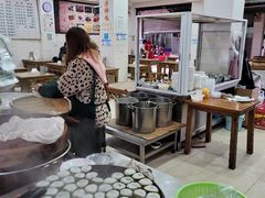 自助取餐区-丽华叶儿粑总汇