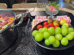 -鹿鸣山草本茶香火锅(园西路店)
