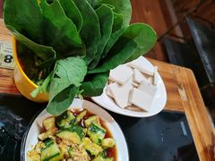 -三里屯土灶炖公鸡地锅鸡(江东店)