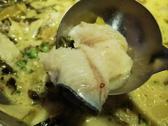 酸菜煮乌江鱼-辣婆婆(航天桥店)