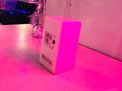 -樱花里音乐餐吧·牛扒椰子鸡(东圃店)
