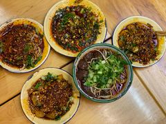 -拈签一笑黄牛肉辣卤串串