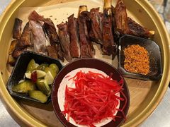 -破瓦寒窑烤羊排·鲜牛肉烧烤