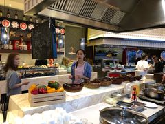 自助取餐区-嘉年华大酒店琴湾-自助餐厅