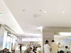 -喜茶(杭州滨江宝龙店)