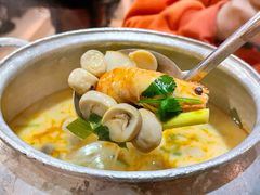 -大头虾越式风味餐厅(光明广场店)