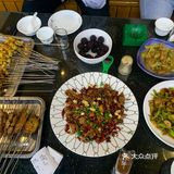 烧烤真的超赞，马扎好做，焖饼好吃