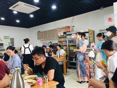 大堂-贤花饭店(城阳店)