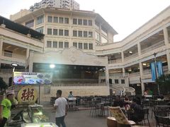 -海口骑楼小吃街