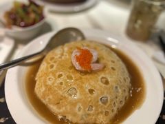 鲍汁鲍粒蛋白包饭-皇朝会.经典传统粤菜(外滩店)