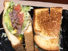 -The Habit Burger Grill 哈比特汉堡(爱琴海店)