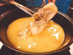 -鲜入围煮花胶鸡海鲜火锅