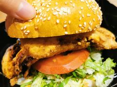 黄金鸡排三明治-The Habit Burger Grill 哈比特汉堡(复兴soho店)