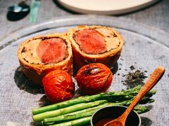 惠灵顿牛排-弦月窗LUNETTE BY AMANDA(复兴路店)