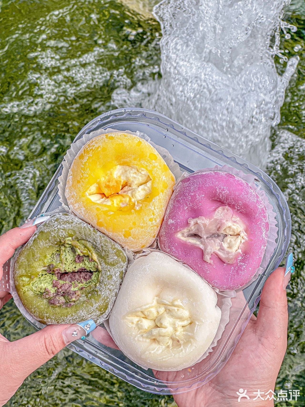 上海巨火的芋泥...排队1h也要买!