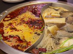 -沸炉重庆老火锅(军事博物馆店)