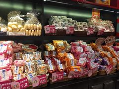 零售区-昆明冠生园·蛋糕·面包(南强街店)