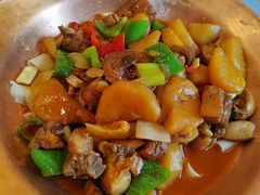 新疆大盘鸡-西部马华清真兰州牛肉面·烧烤夜市(关东店)