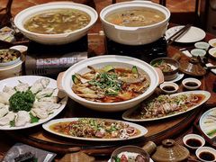 -龙悦湾酒家·八阵鱼生·渔人码头店