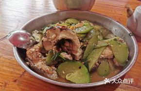 Buddha's Hand Gourd Stewed with Fish