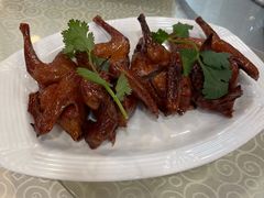 烧乳鸽-紫羅蘭酒家(万江石美店)