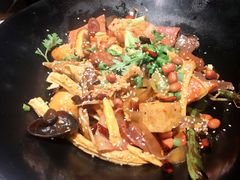 -天府国麻辣香锅(悦荟广场店)