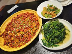 -万重锦·人文川菜馆(骡马市店)