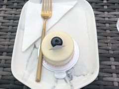 -UNI UNI(环亚凯瑟琳店)