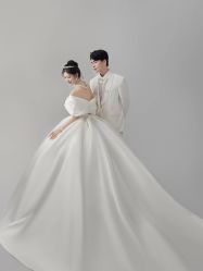 -巴黎婚纱摄影工作室