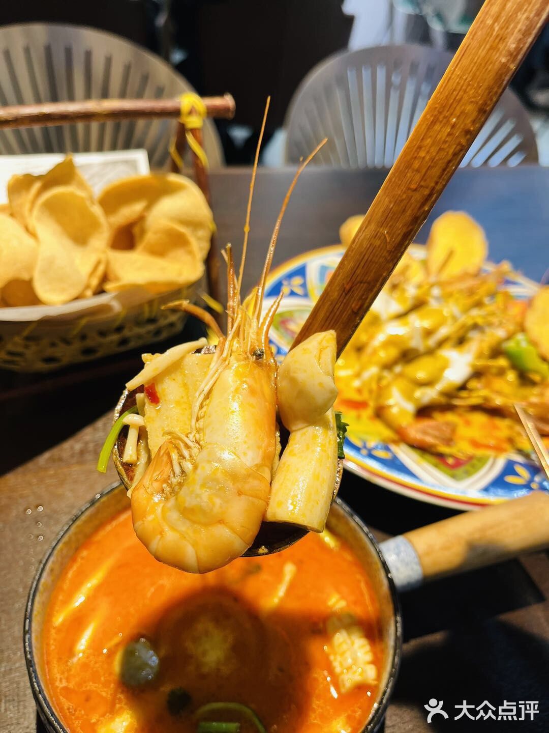 魔都超火的泰餐，排到下午三点也要吃的节奏！ 