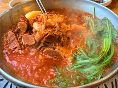 -喇喇排骨火锅·传统韩式脊骨汤(望京西园总店)